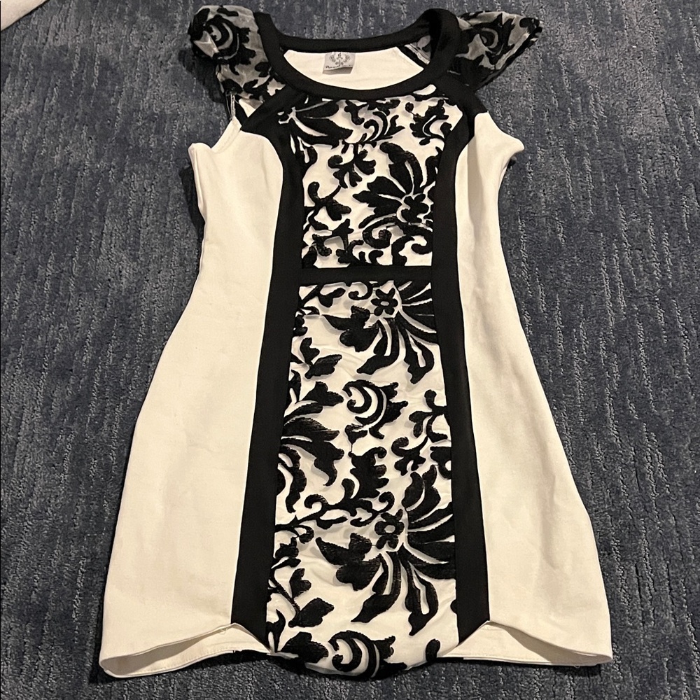 Elegant Black and White Dress with Floral Design